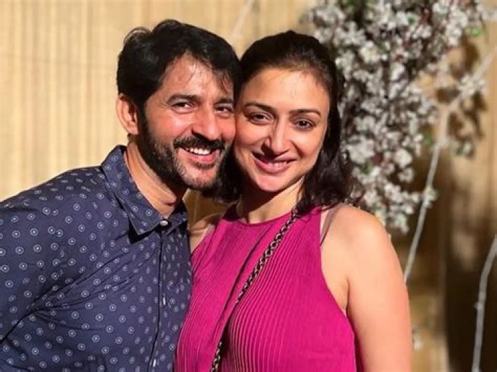 Gauri Pradhan Tejwani - Net Worth, Age, Height, Birthday, Bio, Wiki!