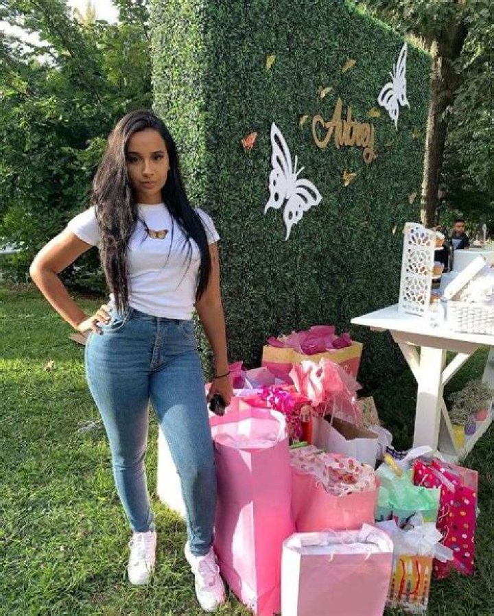 Jaylyn Baez - Net Worth, Age, Height, Birthday, Bio, Wiki!